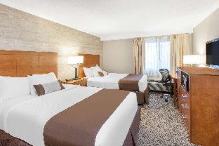Hotel Wingate By Wyndham Detroit Metro Airport